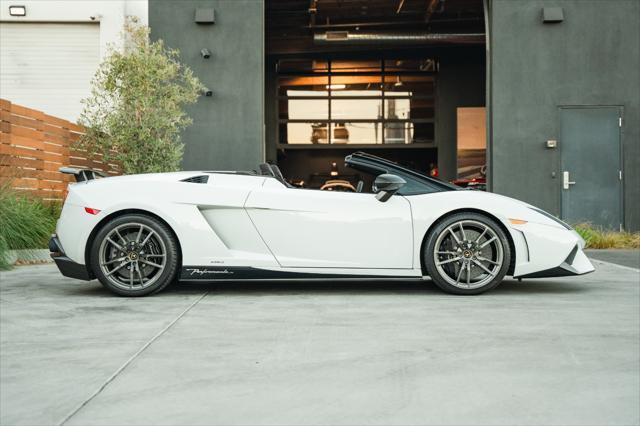 used 2013 Lamborghini Gallardo car, priced at $200,000