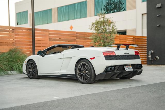 used 2013 Lamborghini Gallardo car, priced at $200,000