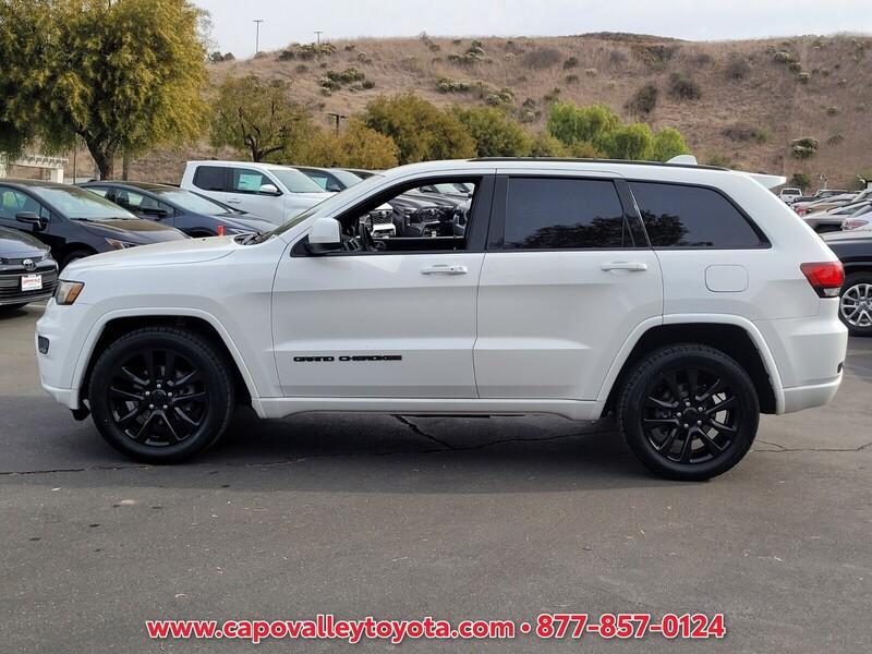 used 2017 Jeep Grand Cherokee car, priced at $18,970