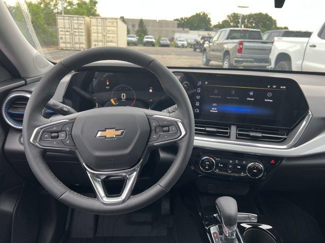 new 2025 Chevrolet Trax car, priced at $24,025
