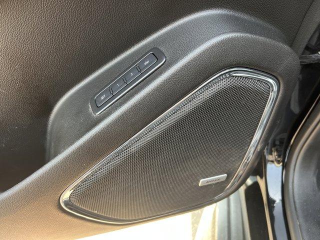 used 2020 GMC Yukon XL car, priced at $15,995