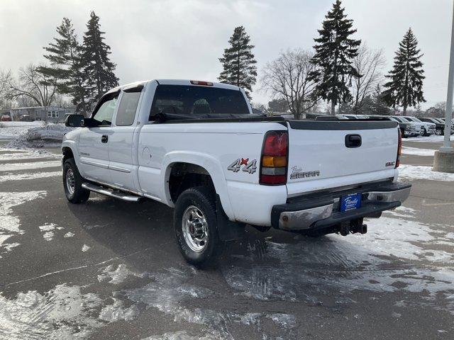 used 2005 GMC Sierra 2500 car, priced at $13,499