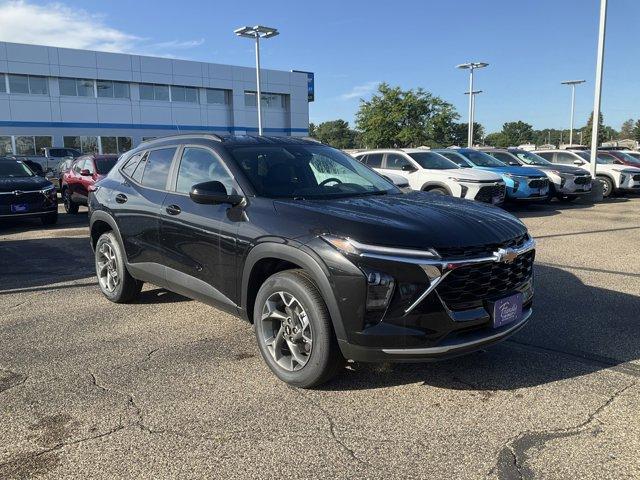 new 2025 Chevrolet Trax car, priced at $24,051