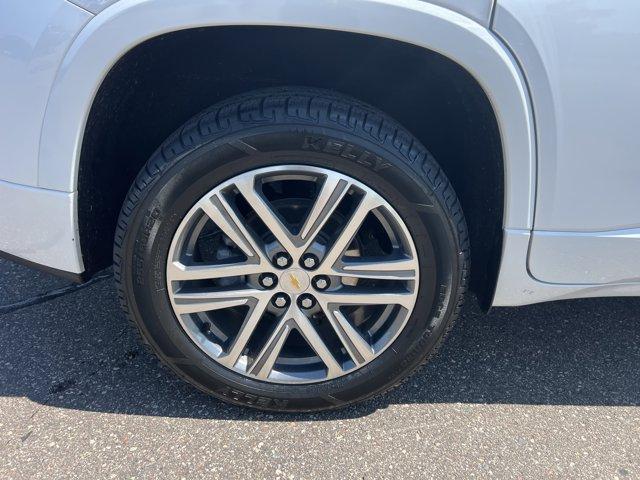 used 2022 Chevrolet Traverse car, priced at $31,495