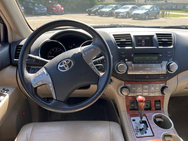 used 2010 Toyota Highlander car, priced at $11,995