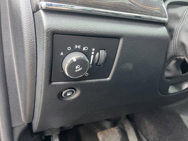 used 2016 Jeep Grand Cherokee car, priced at $15,995