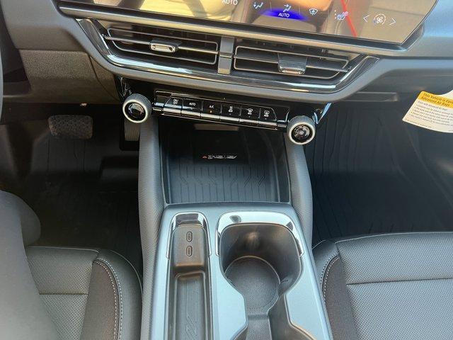 new 2025 Chevrolet Equinox EV car, priced at $43,199