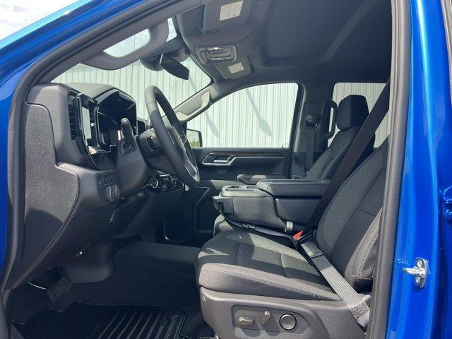 new 2025 Chevrolet Silverado 1500 car, priced at $46,190