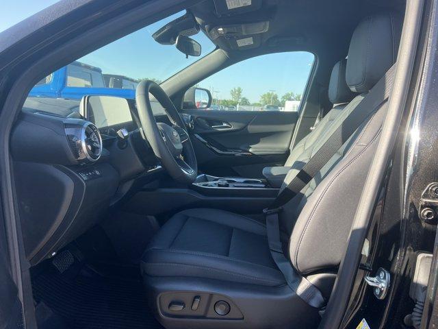 new 2026 Chevrolet Equinox car, priced at $32,295