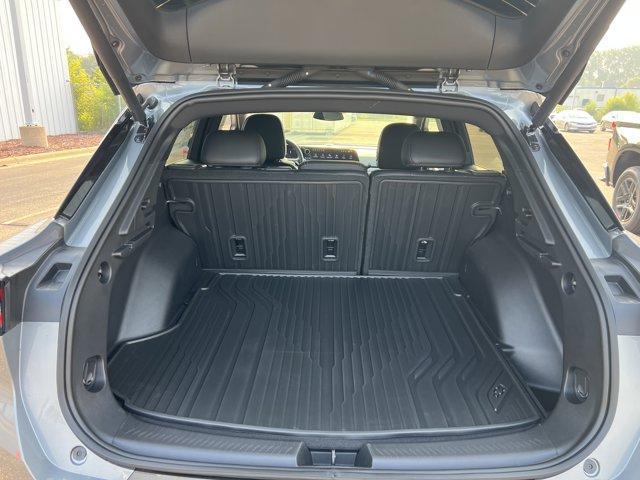 new 2025 Chevrolet Equinox EV car, priced at $40,621