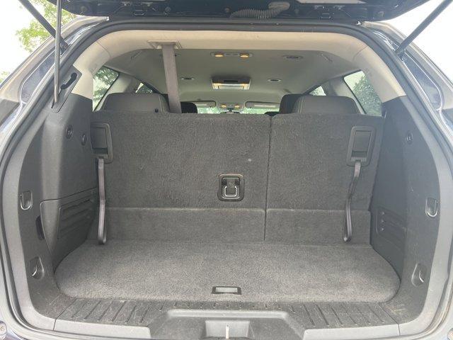 used 2015 Chevrolet Traverse car, priced at $8,000