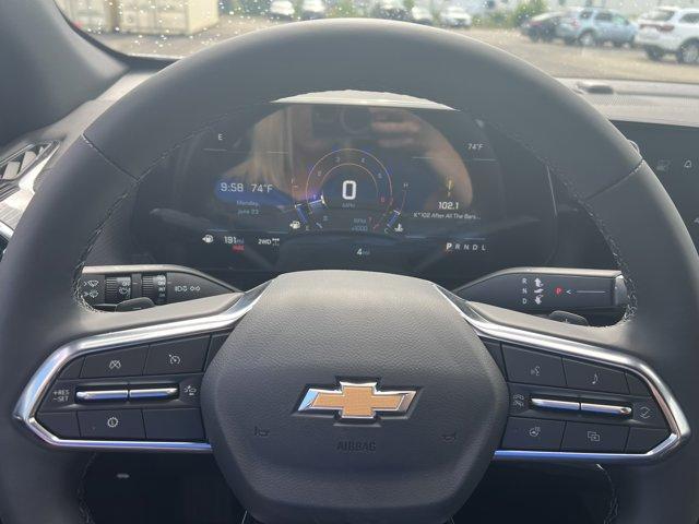 new 2026 Chevrolet Equinox car, priced at $32,302