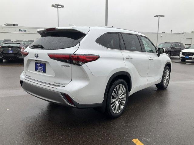 used 2022 Toyota Highlander Hybrid car, priced at $46,999