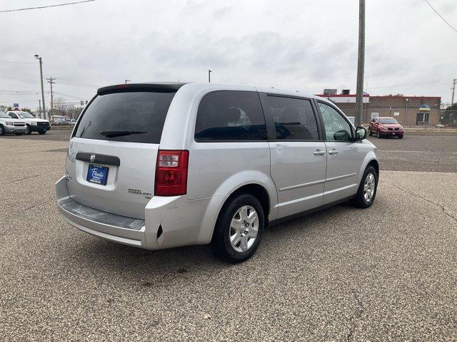 used 2009 Dodge Grand Caravan car, priced at $2,999