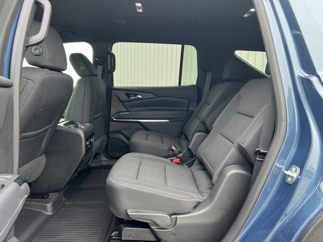 new 2025 Chevrolet Traverse car, priced at $43,150