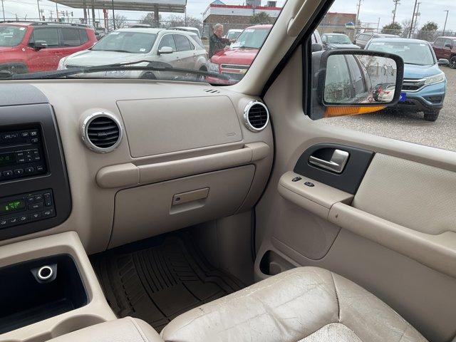 used 2004 Ford Expedition car, priced at $5,995