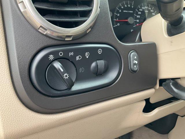 used 2004 Ford Expedition car, priced at $5,995