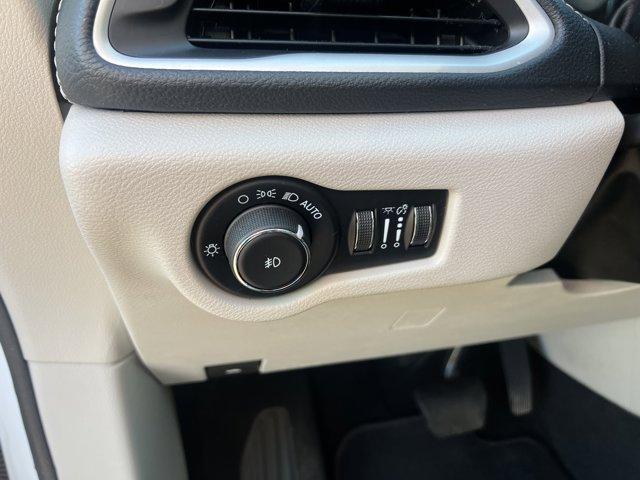 used 2022 Chrysler Pacifica Hybrid car, priced at $21,495