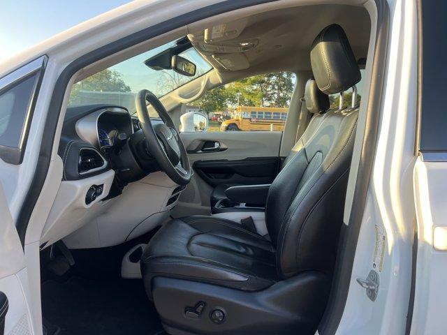 used 2022 Chrysler Pacifica Hybrid car, priced at $21,495
