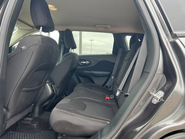 used 2015 Jeep Cherokee car, priced at $12,995