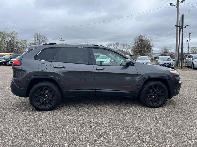 used 2015 Jeep Cherokee car, priced at $12,995