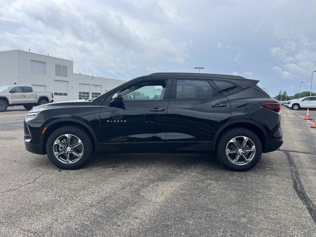 new 2025 Chevrolet Blazer car, priced at $33,039