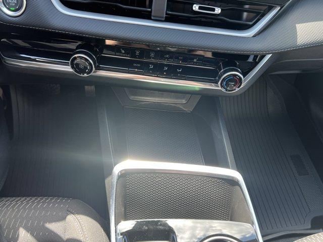 new 2026 Chevrolet Equinox car, priced at $30,335