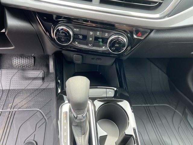 new 2025 Chevrolet Trax car, priced at $25,275