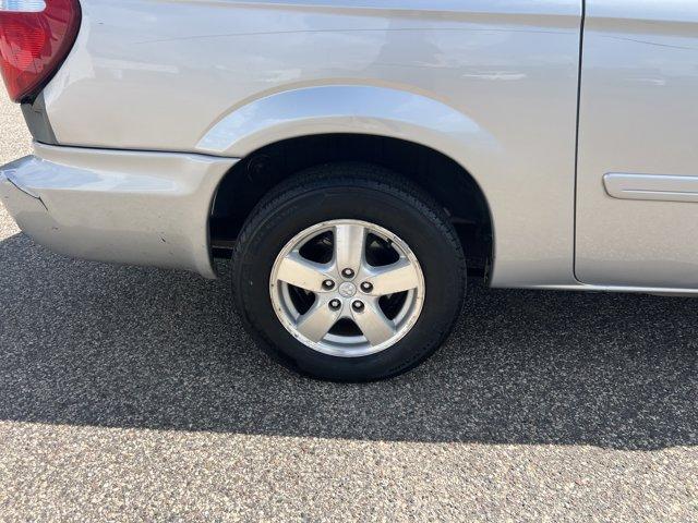 used 2006 Dodge Grand Caravan car, priced at $4,995