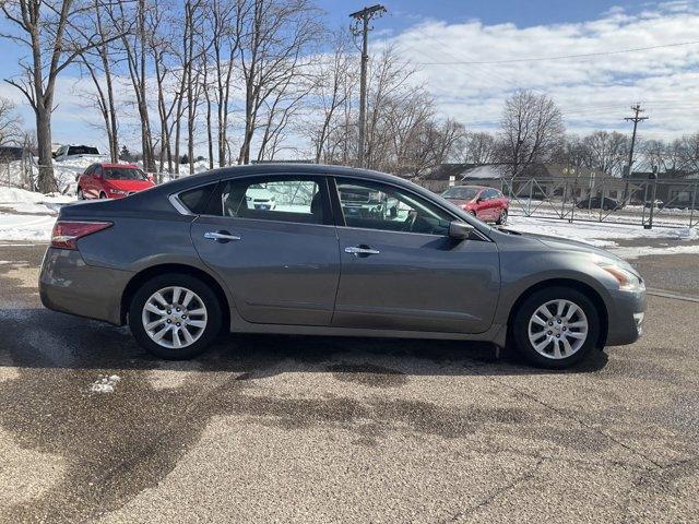 used 2015 Nissan Altima car, priced at $5,500