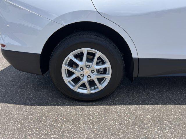used 2024 Chevrolet Equinox car, priced at $25,980