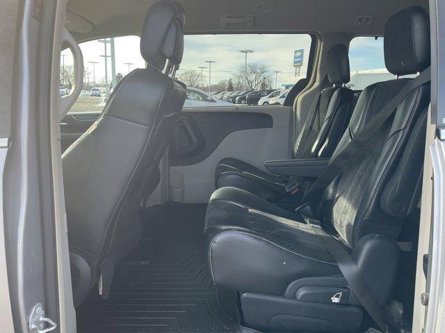 used 2014 Chrysler Town & Country car, priced at $5,500