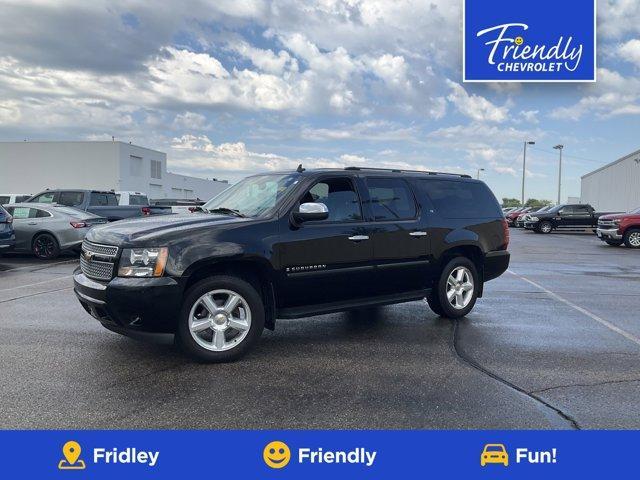 used 2007 Chevrolet Suburban car, priced at $10,000