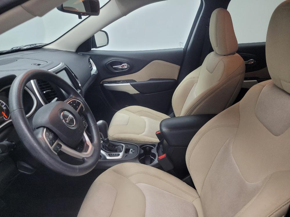 used 2018 Jeep Cherokee car, priced at $15,895