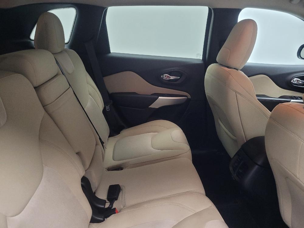 used 2018 Jeep Cherokee car, priced at $15,895