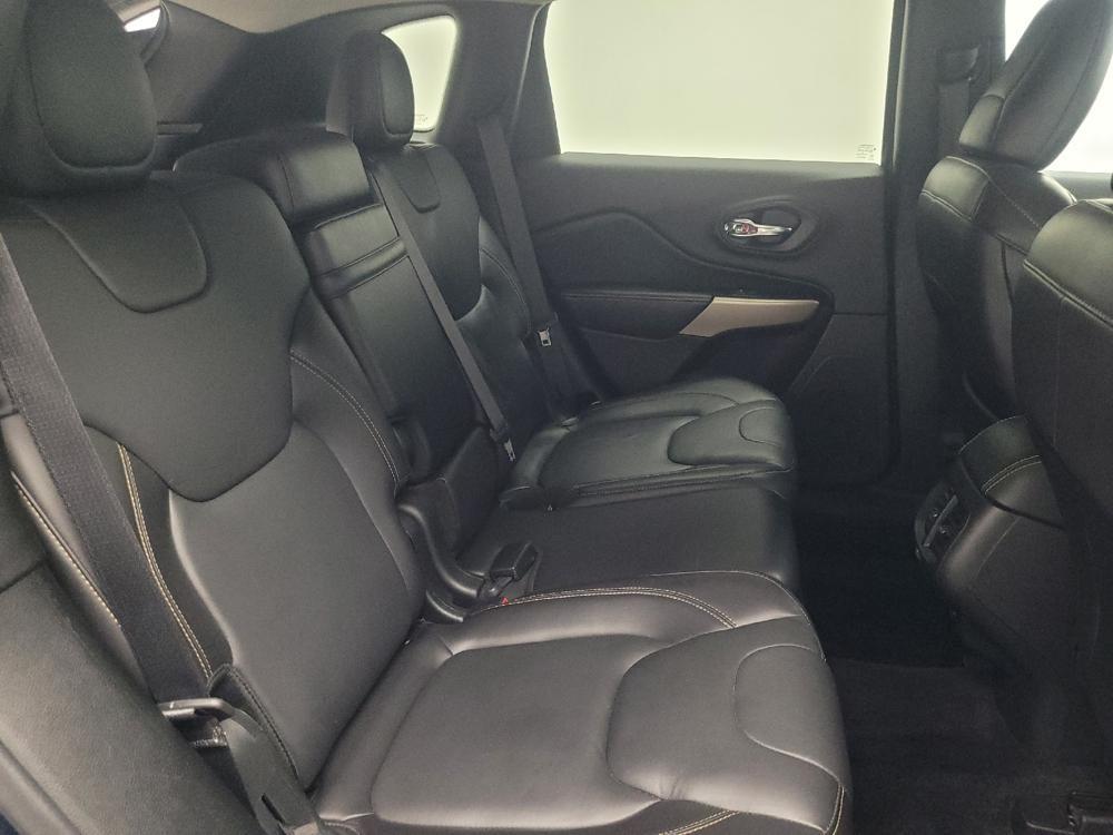 used 2018 Jeep Cherokee car, priced at $19,395