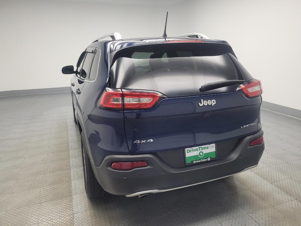 used 2018 Jeep Cherokee car, priced at $19,395
