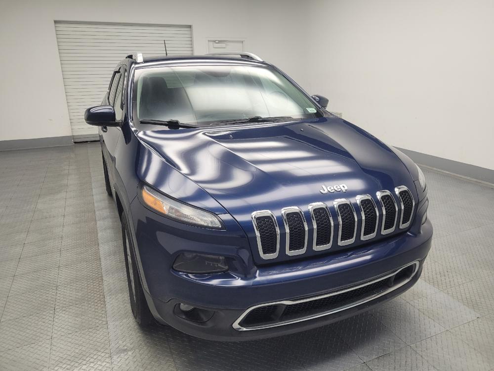 used 2018 Jeep Cherokee car, priced at $19,395