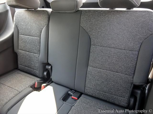 new 2025 Chevrolet Traverse car, priced at $43,471