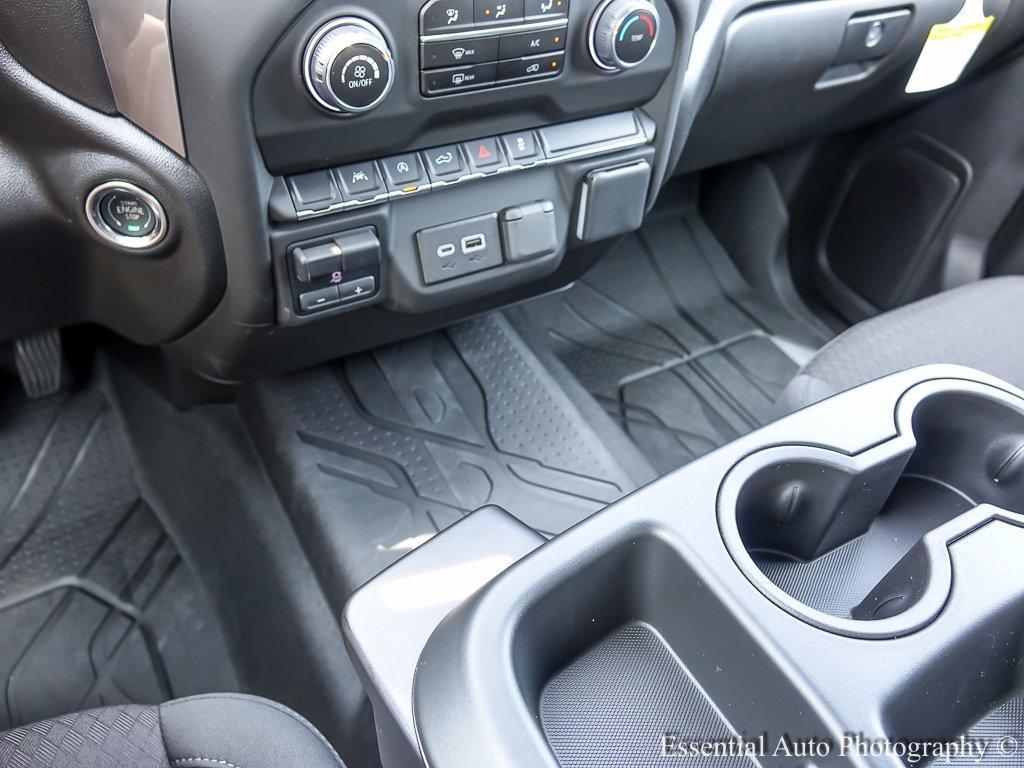 new 2025 Chevrolet Silverado 1500 car, priced at $44,196