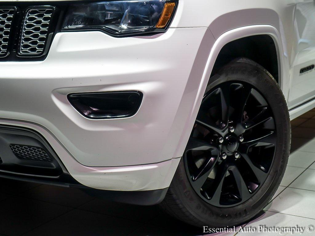 used 2017 Jeep Grand Cherokee car, priced at $16,307
