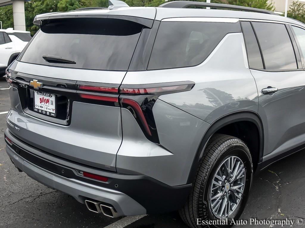 used 2025 Chevrolet Traverse car, priced at $40,198