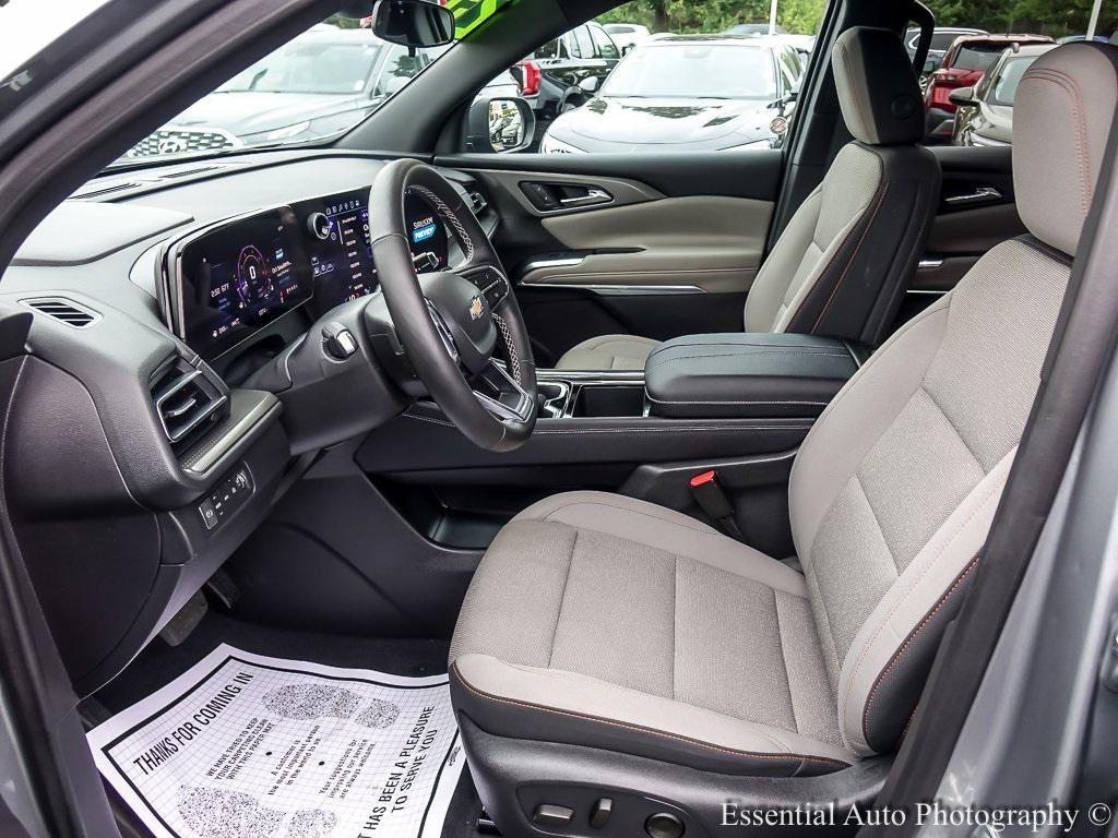 used 2025 Chevrolet Traverse car, priced at $40,198