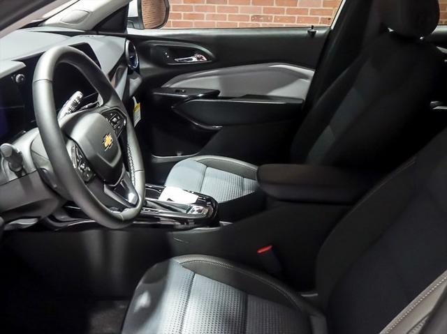 new 2025 Chevrolet Trax car, priced at $25,746