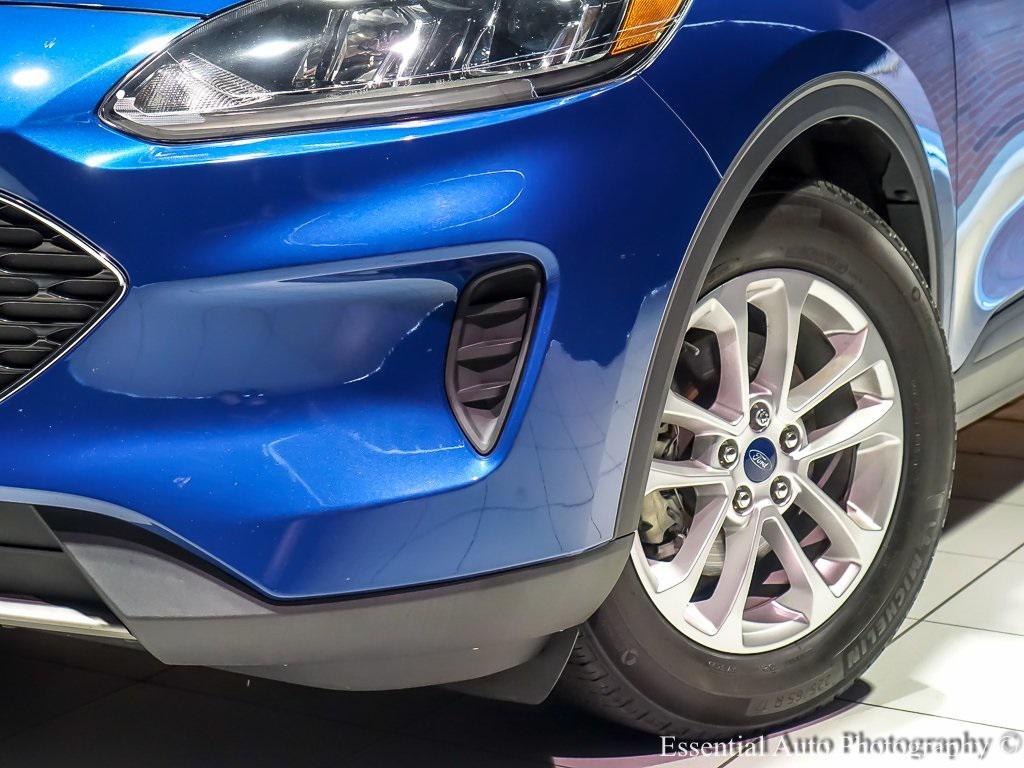 used 2022 Ford Escape car, priced at $19,989