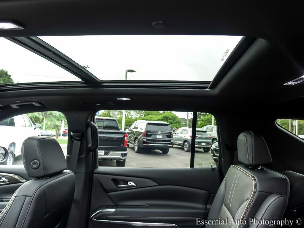 new 2025 Chevrolet Traverse car, priced at $51,995