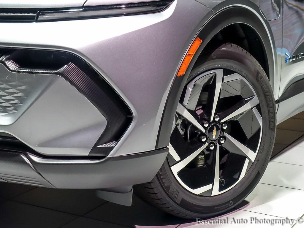 new 2026 Chevrolet Equinox EV car, priced at $32,995