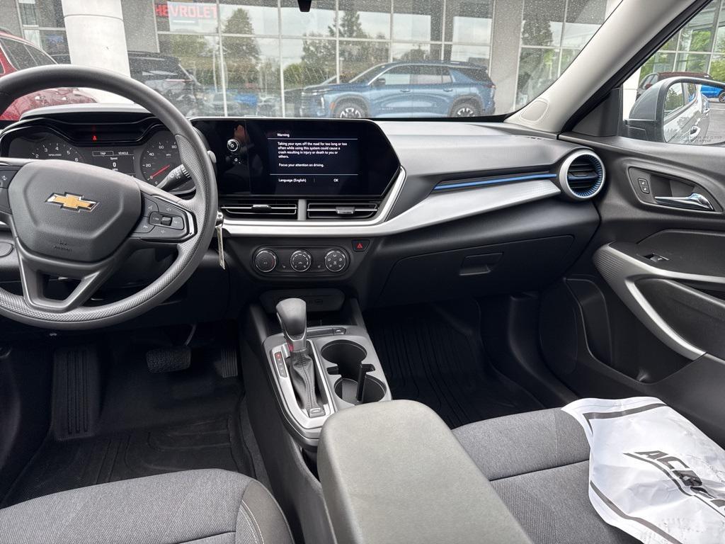 used 2024 Chevrolet Trax car, priced at $20,989