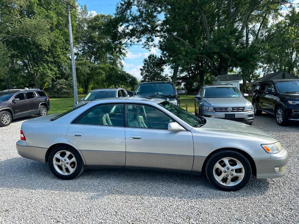 used 2001 Lexus ES 300 car, priced at $3,455