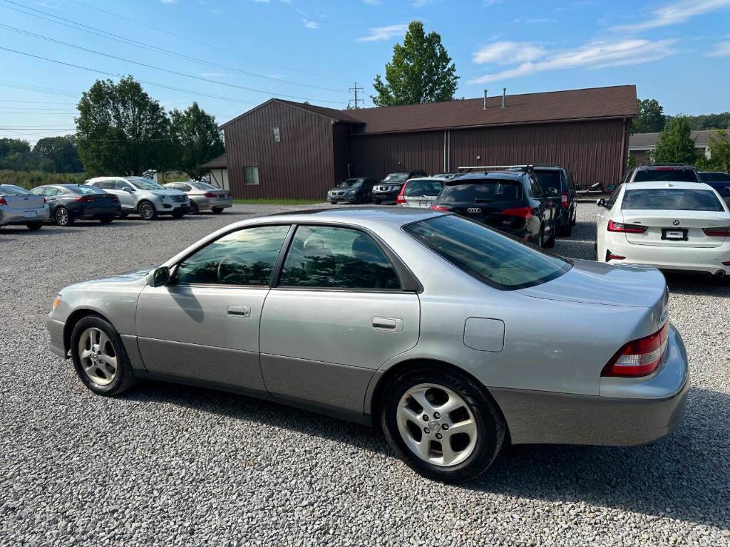 used 2001 Lexus ES 300 car, priced at $3,455
